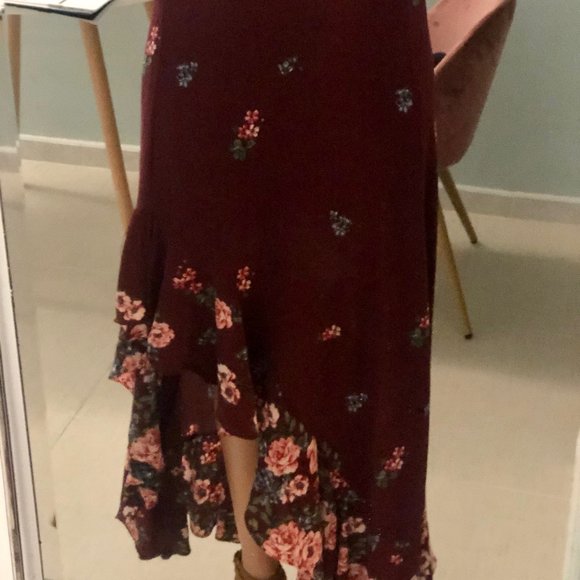 Burgandy Floral Skirt with Slit - Picture 3 of 6